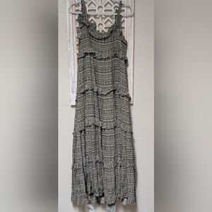 Bucketlist womens medium dress maxi tiered green prairie flowy casual Aztec Boho